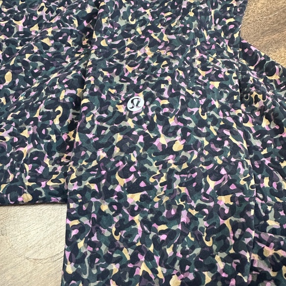 Lululemon Align High Rise 25” Leggings Camo Print Size 4 - Picture 5 of 13